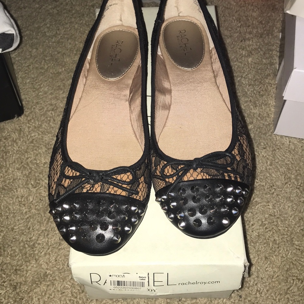 Rachel Roy RFCastalia black lace ballet flat